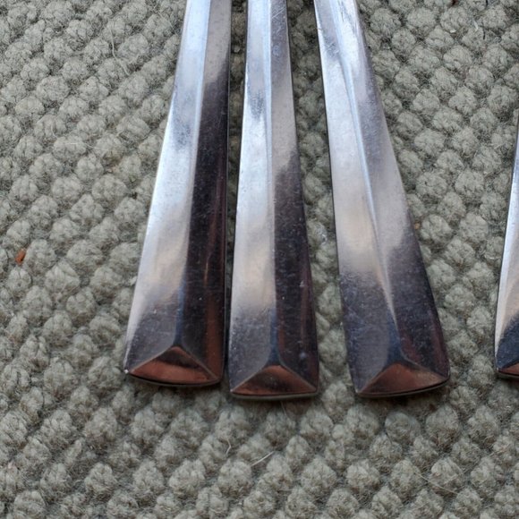 Lot 6 Vintage Reed & Barton CREST Rebacraft Teaspoons Stainless Japan Flatware - Picture 3 of 5